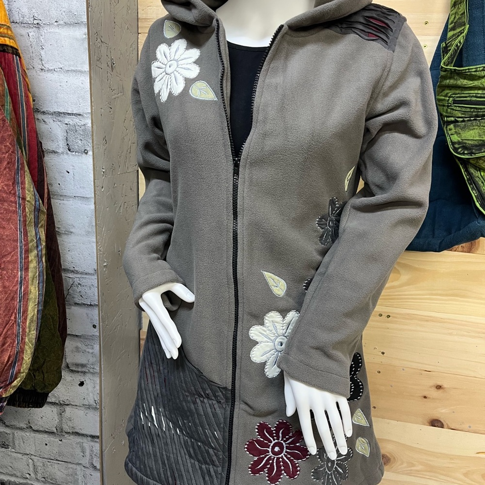 0093–NWT Floral Embroidered Hooded Jacket